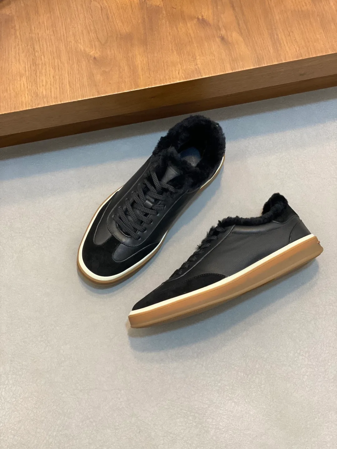 Men's men's shoes💰740 Loro Piana - Classic casual wool shoes, men's lace-up casual shoes and sneakers, high-quality lightweight and comfortable fabrics, suitable for outdoor leisure, the color scheme is young and energetic, great with sportswear or casual suits! Code number: 39-44 (45, 46, can be customized)